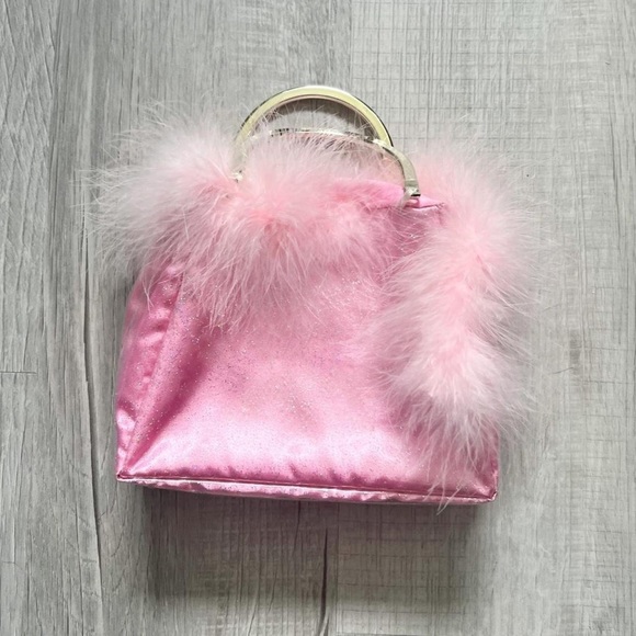 Angel hello kitty purse - Picture 3 of 4